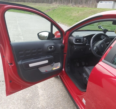 Citroen C3 cena 39400 przebieg: 68000, rok produkcji 2018 z Wieluń małe 92